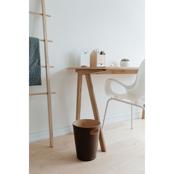Корзина для мусора Woodrow, 7,5 л, эспрессо, UMBRA, изображение 6