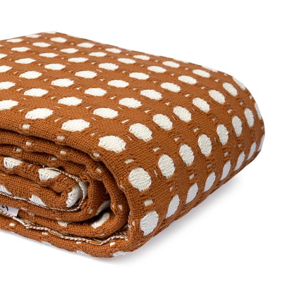 Покрывало из хлопка Polka dots карамельного цвета из коллекции Essential, 230х250 см, Tkano, изображение 10