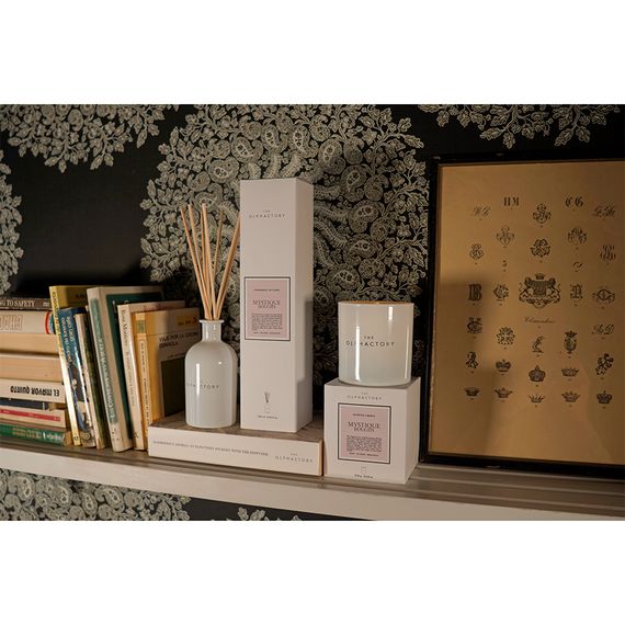 Свеча ароматическая The Olphactory, White Insignia, Mystique Boughs, 60 ч, Ambientair, изображение 3