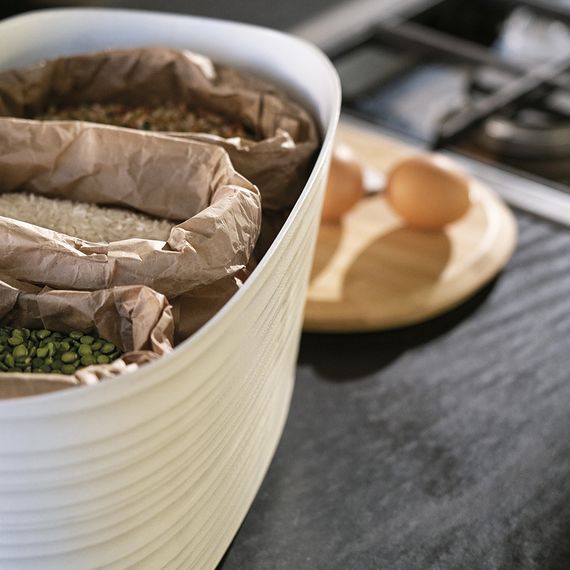 Хлебница с бамбуковой крышкой Tierra, 10 л, бежевая, Guzzini, изображение 4